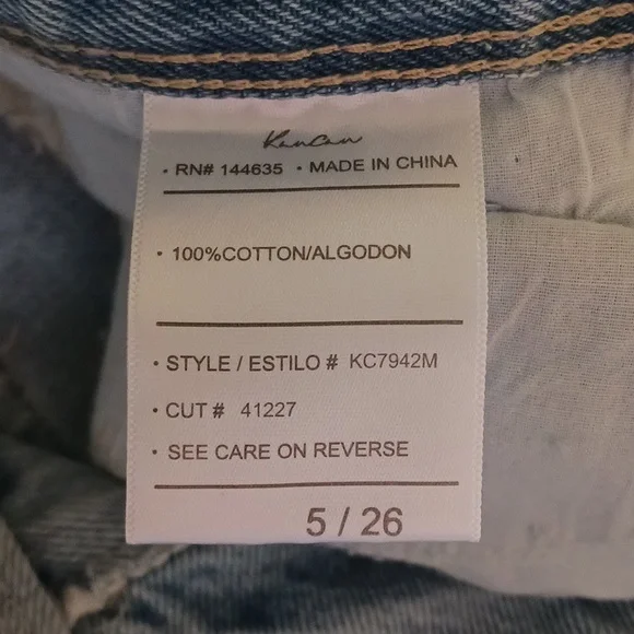 Kancan Women's Distressed Light Wash Jean Shorts - size 5/26 - Picture 6 of 16